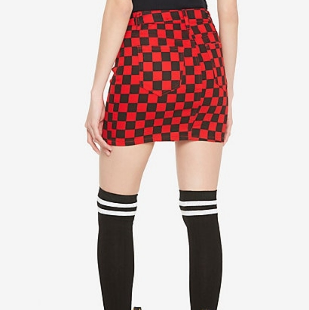 Checkered Skirt - Picture 2 of 3